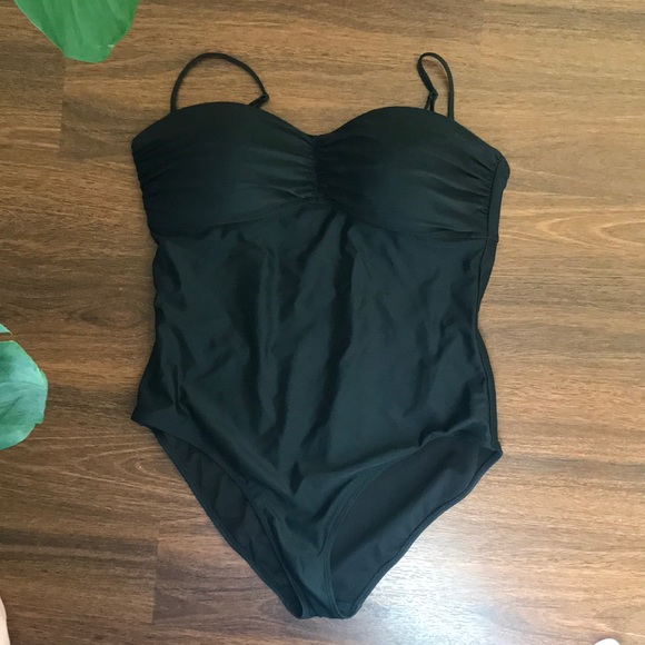 Old Navy Other - 🆕Plus size one piece Old Navy swimsuit